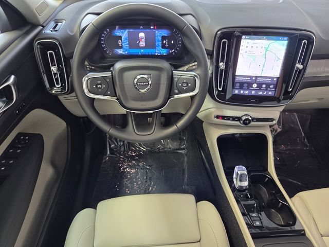 New 2026 Volvo XC40 B5 Plus w/ Protection Package Premier AWD/4WD image 14