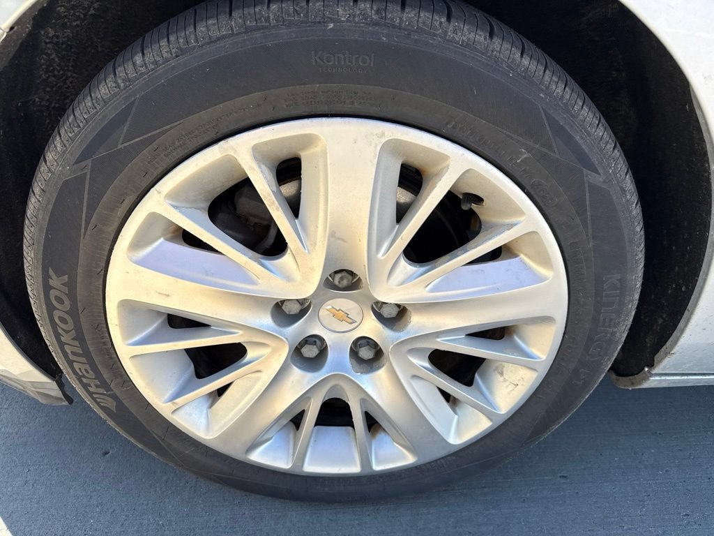 Used 2016 Chevrolet Impala LS FWD image 9