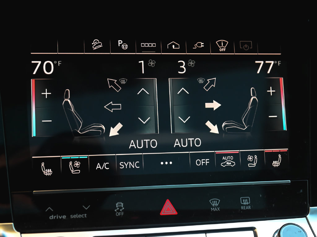 Used 2024 Audi Q8 e-tron Prestige w/ Prestige Package AWD/4WD image 20