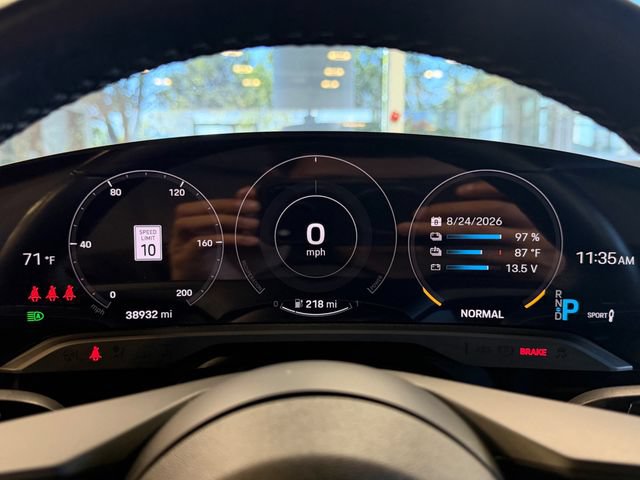 Used 2023 Porsche Taycan w/ Premium Package RWD image 27