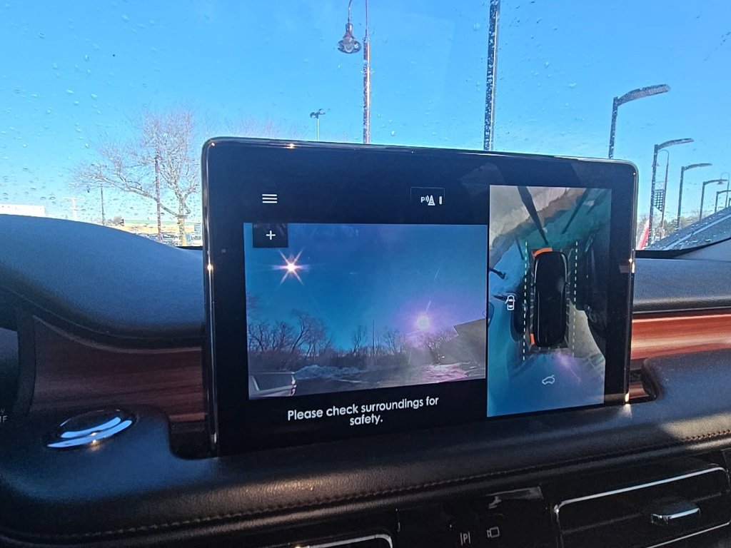 Used 2022 Lincoln Aviator Reserve w/ Equipment Group 201A image 8