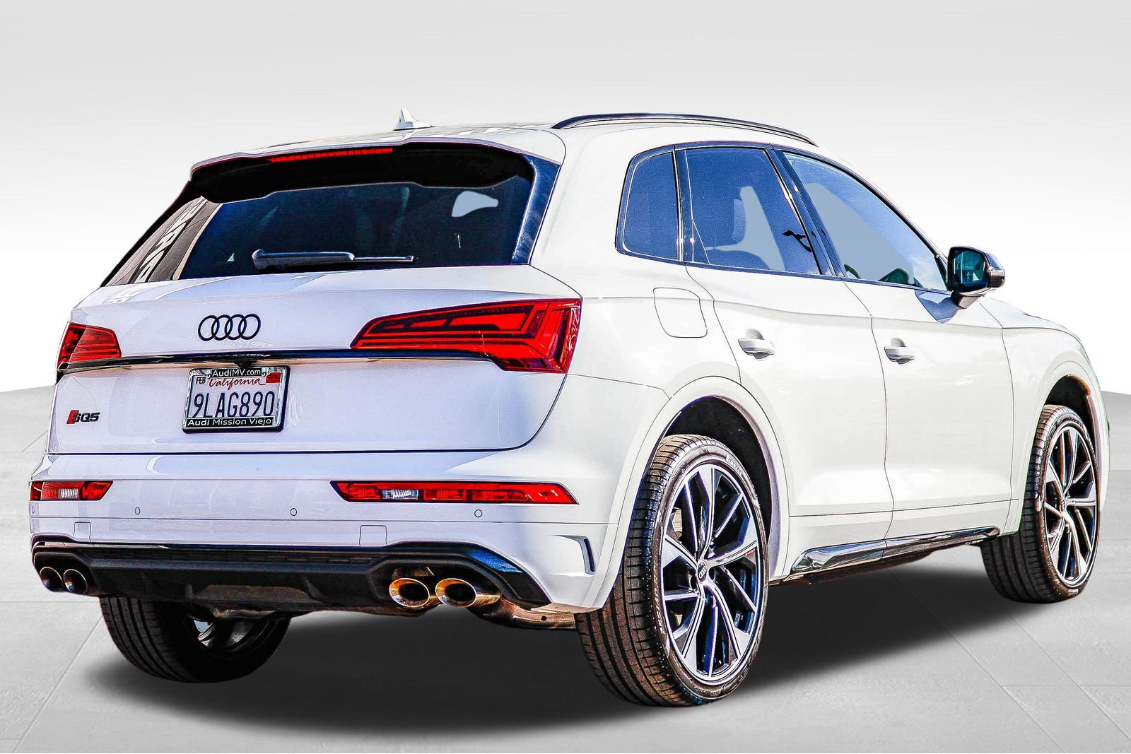 Used 2024 Audi SQ5 Premium Plus image 6