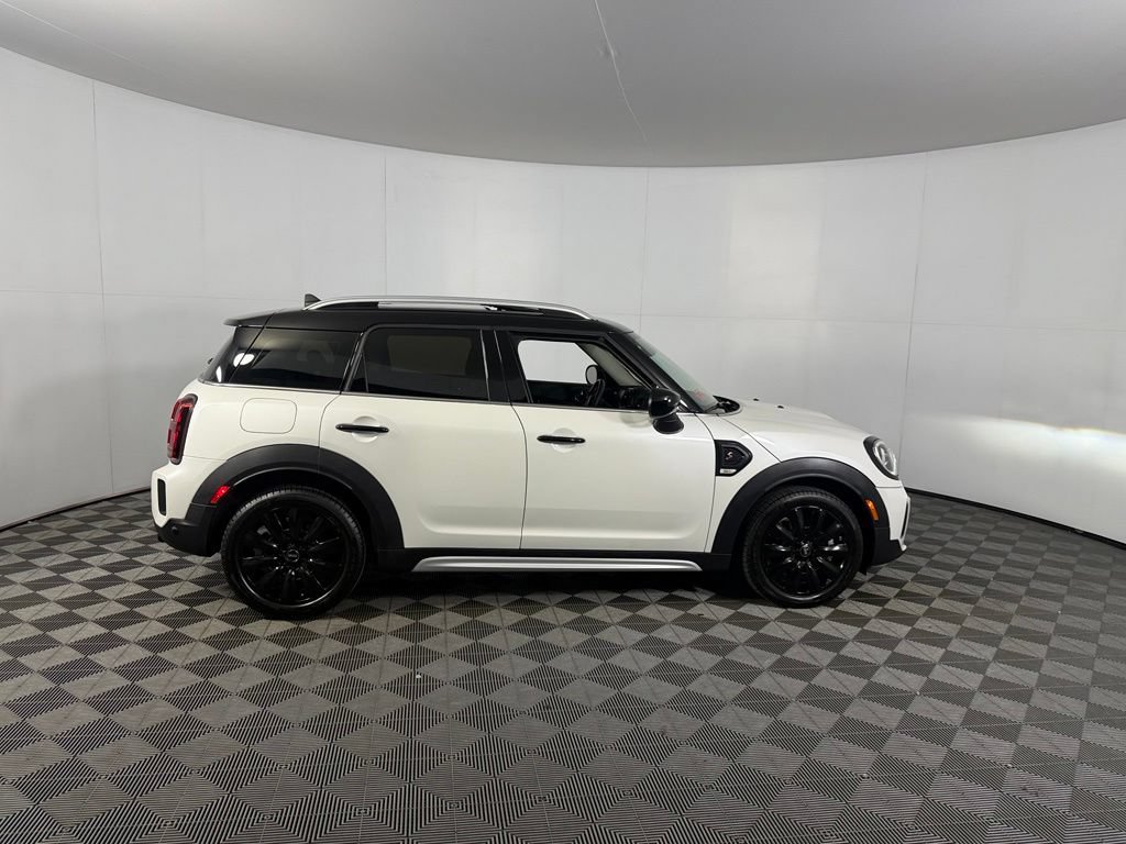 Used 2024 MINI Cooper Countryman S w/ Premium Package FWD image 6
