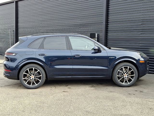 New 2026 Porsche Cayenne E-Hybrid image 8