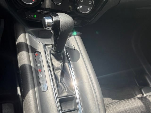 Used 2022 Honda HR-V LX image 22