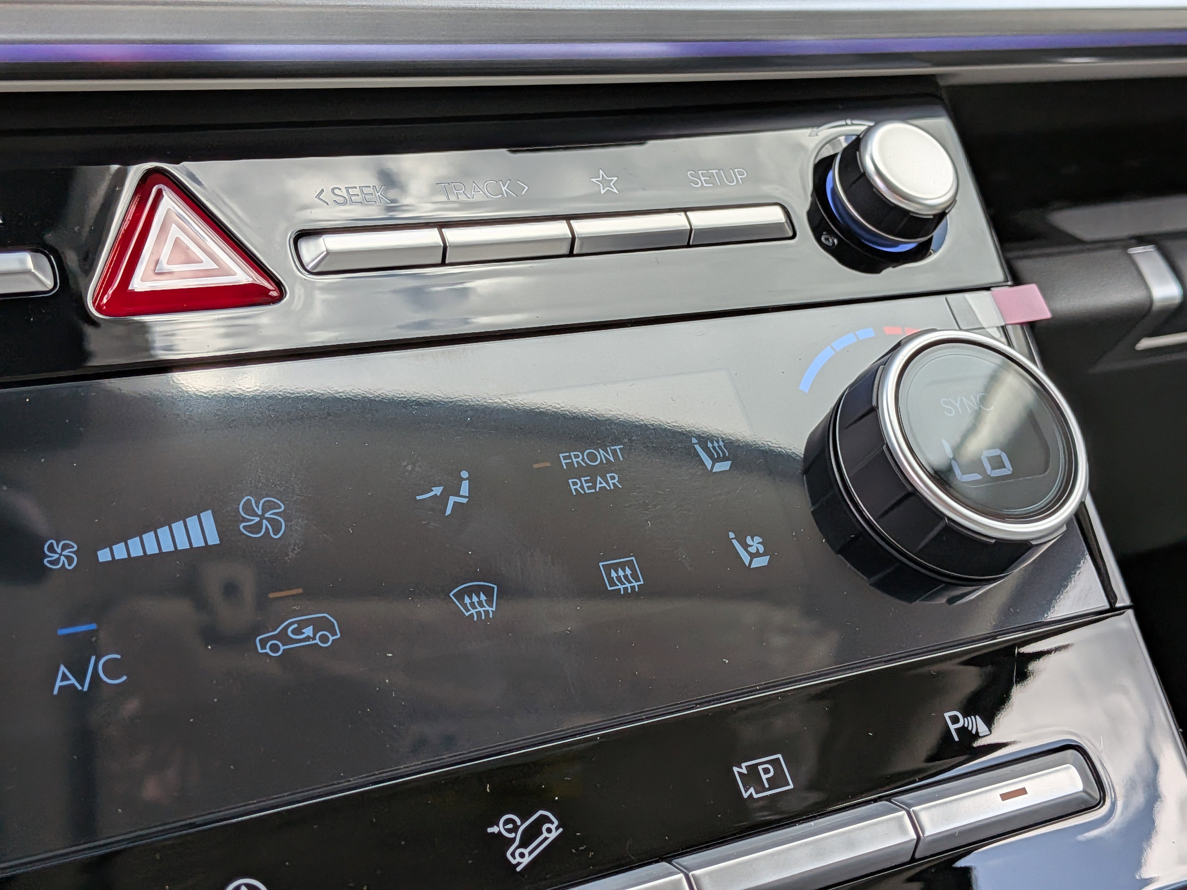 New 2026 Hyundai Santa Fe Calligraphy FWD image 33