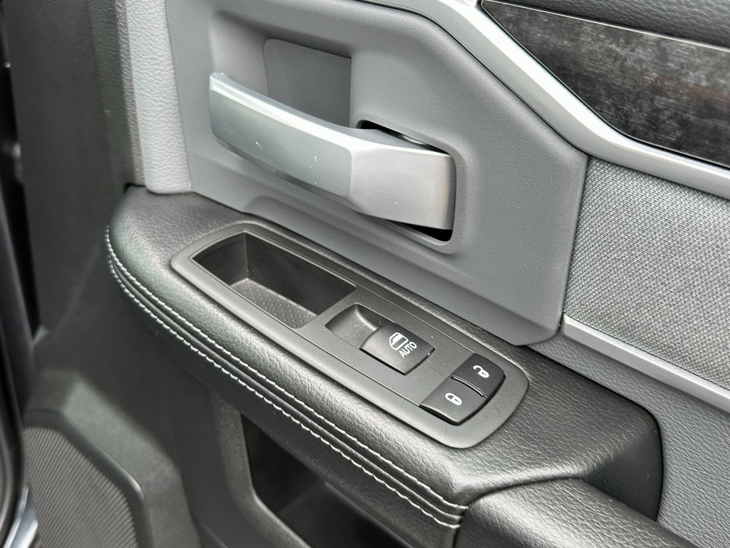 Certified 2022 RAM 2500 Big Horn w/ Level C Equiment Group image 17