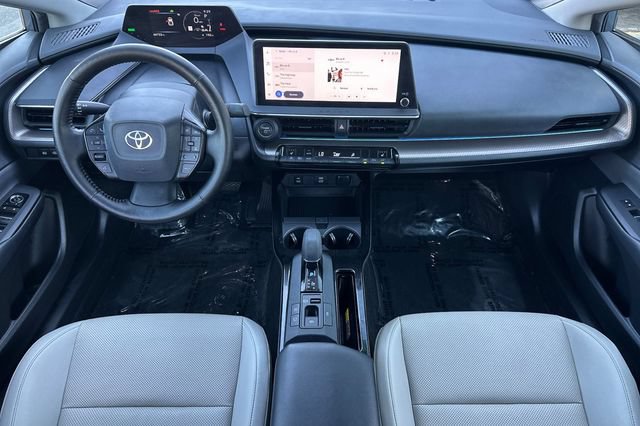 Used 2023 Toyota Prius XLE FWD image 15