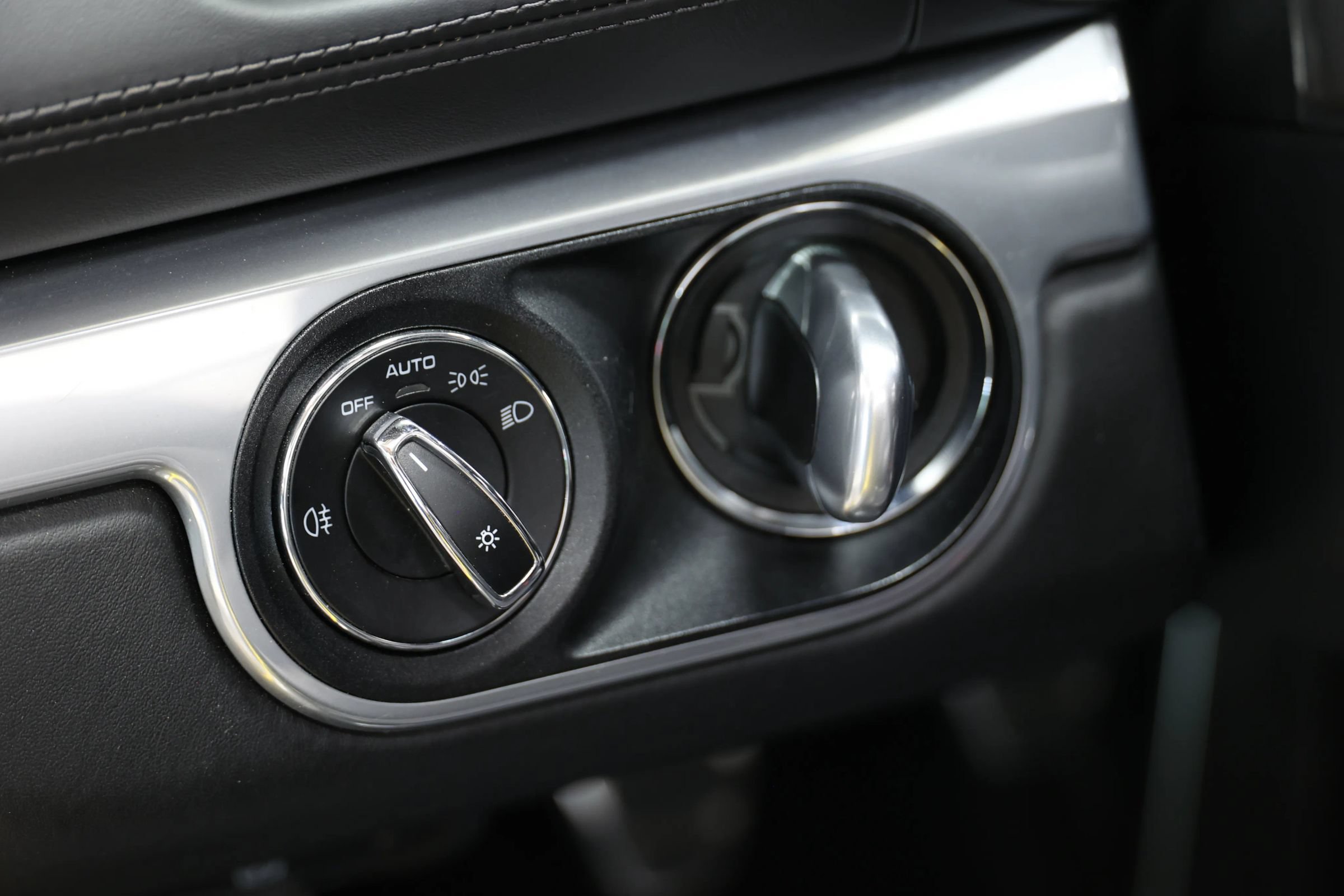 Used 2019 Porsche 718 Boxster GTS RWD image 25