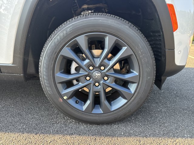New 2026 Jeep Grand Cherokee Limited AWD/4WD image 12