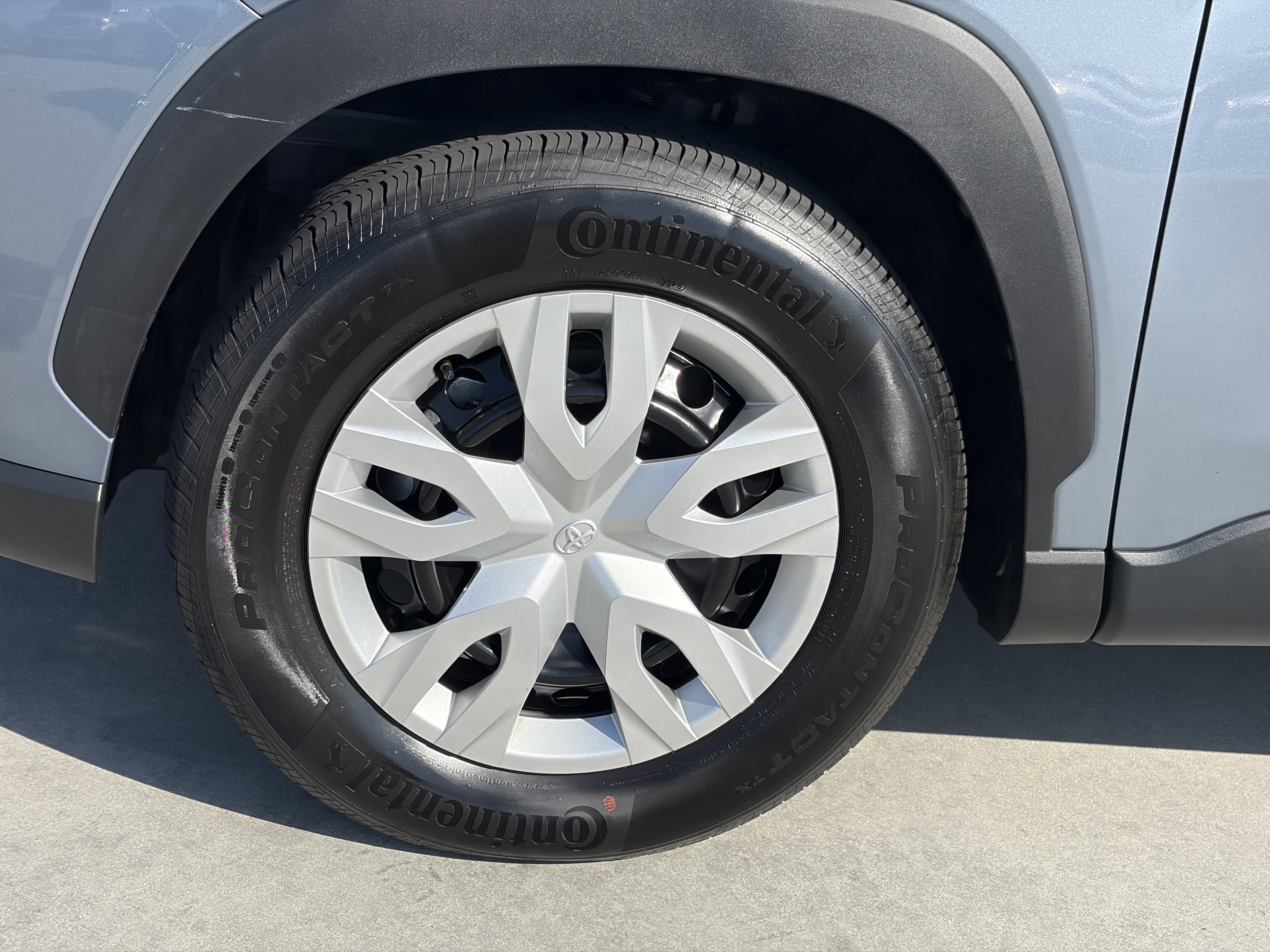 Certified 2026 Toyota Corolla Cross L FWD image 8
