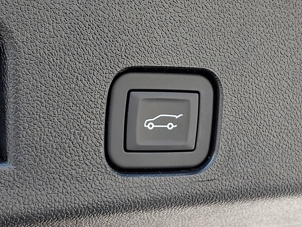 Used 2026 Buick Enclave Avenir w/ Super Cruise Package FWD image 30