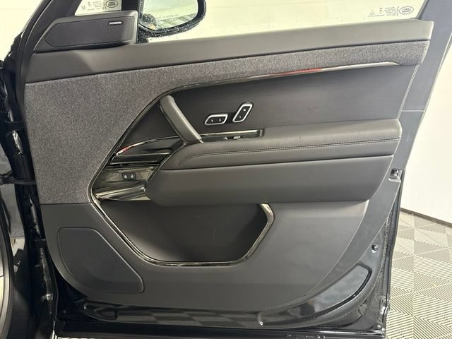 New 2026 Land Rover Range Rover Sport Dynamic SE AWD/4WD image 22