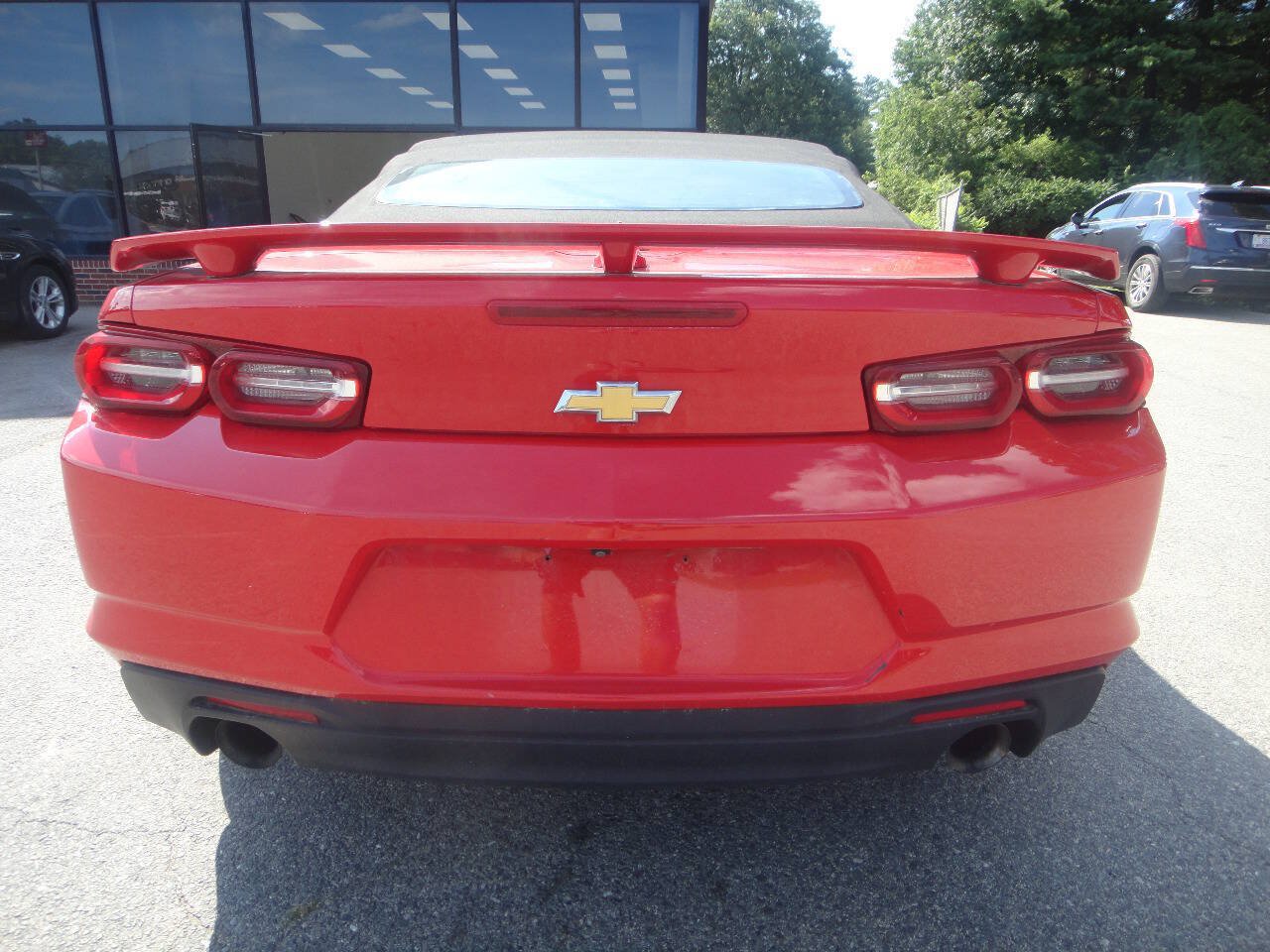 Used 2019 Chevrolet Camaro LT RWD image 5