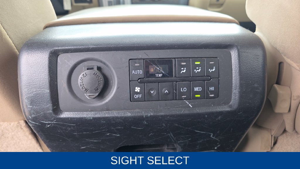 Used 2013 Toyota Sequoia SR5 AWD/4WD image 26