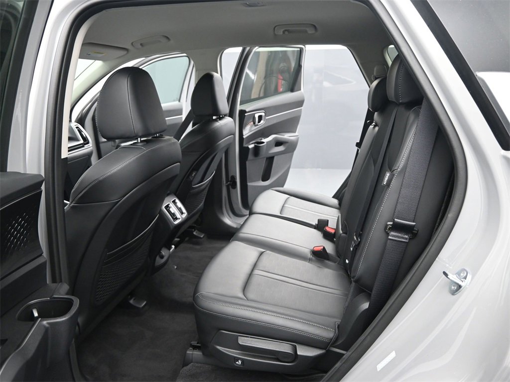 New 2025 Kia Sorento S image 16
