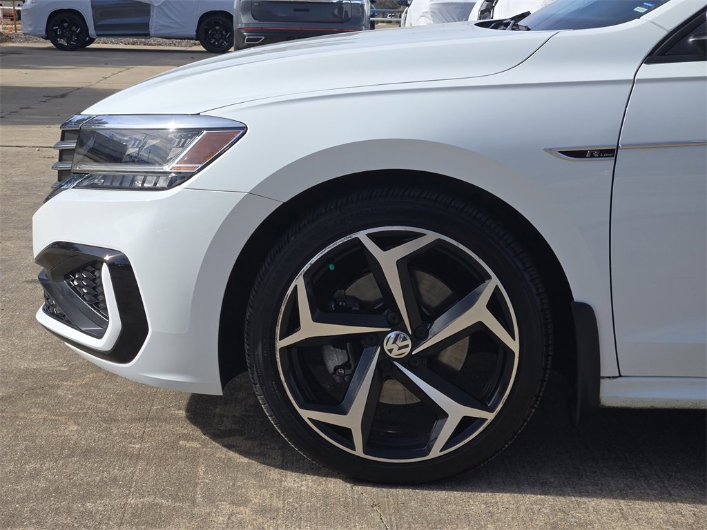 Used 2021 Volkswagen Passat 2.0T R-Line image 8