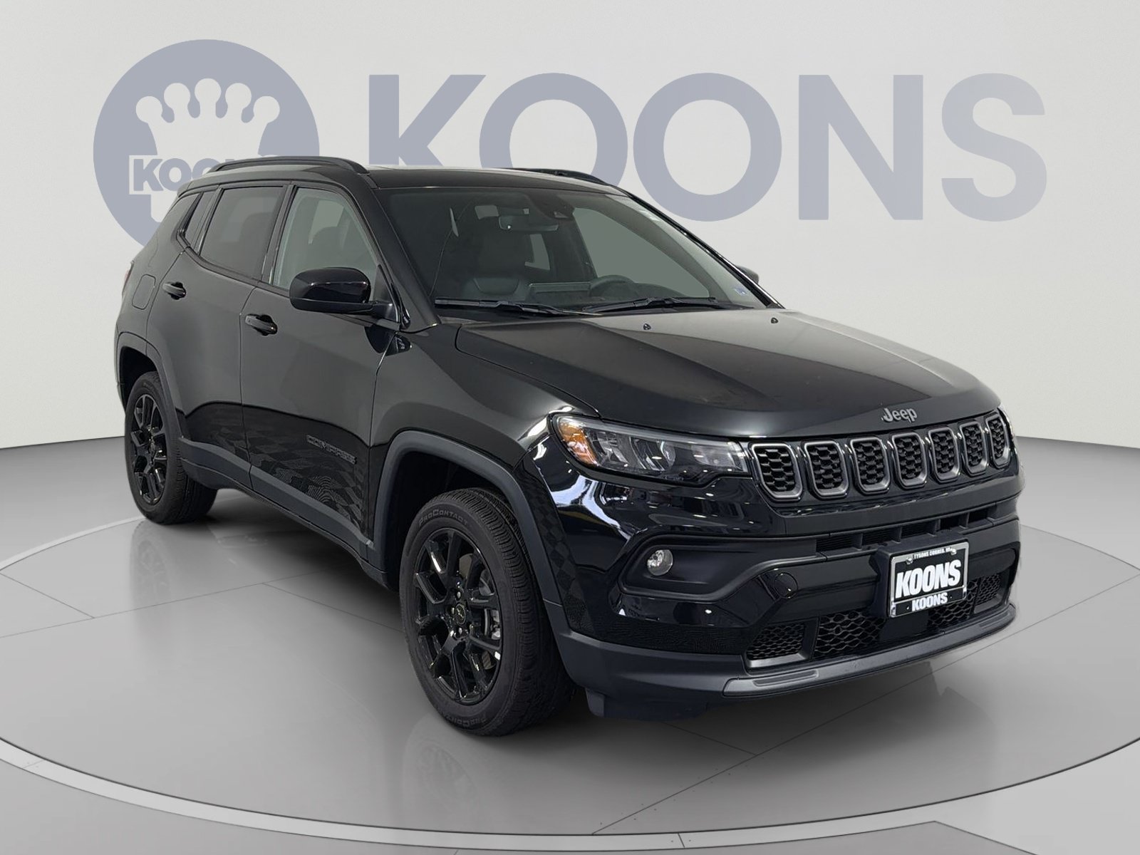 Used 2025 Jeep Compass Latitude w/ Sun & Sound Group AWD/4WD image 10