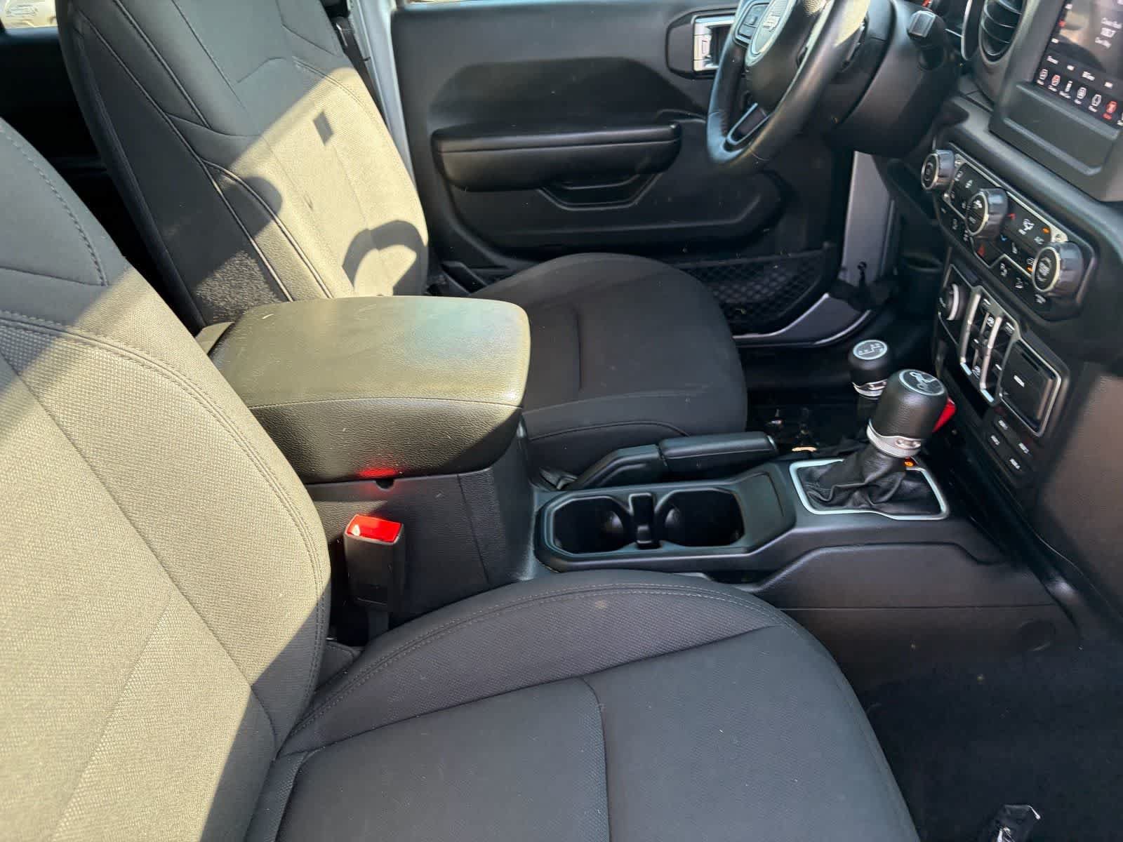 Used 2018 Jeep Wrangler Unlimited Sport S AWD/4WD image 11