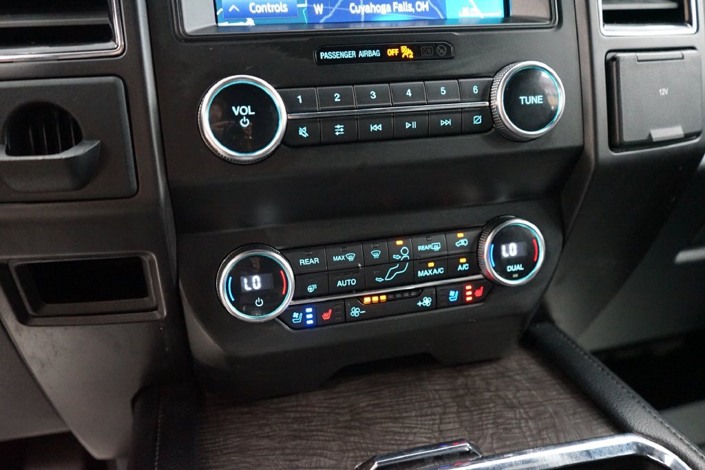 Used 2020 Ford Expedition Limited AWD/4WD image 39