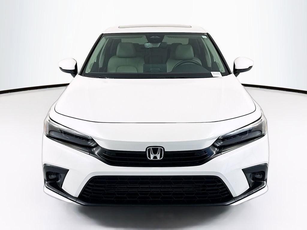 Used 2024 Honda Civic Touring image 2