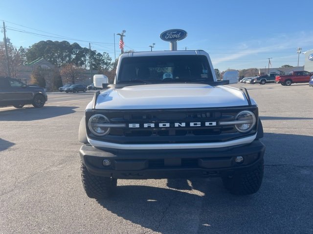 Used 2024 Ford Bronco Outer Banks image 2