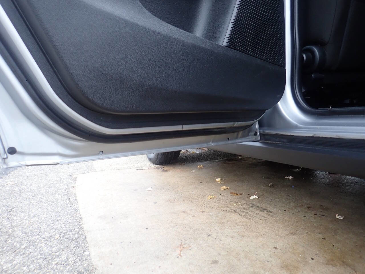 Used 2018 Dodge Journey SE image 15