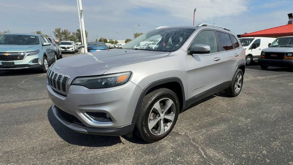 Used 2019 Jeep Cherokee Limited AWD/4WD image 4