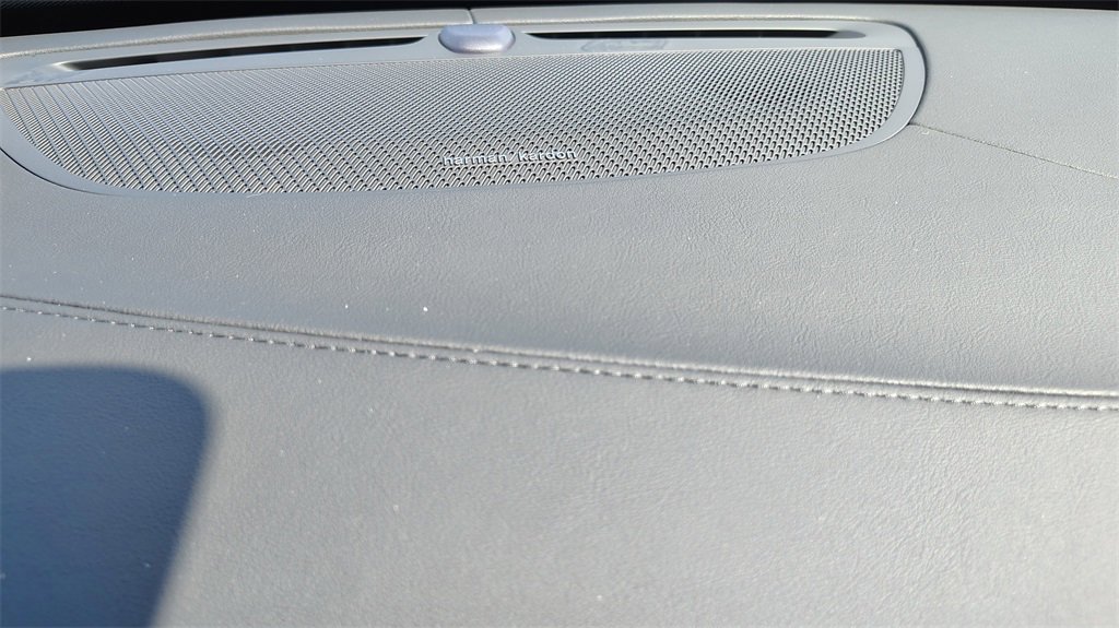 New 2026 Volvo XC90 B6 Plus w/ Protection Package Premier image 22