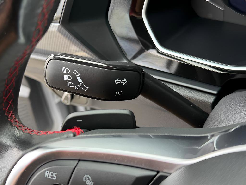 Used 2021 Volkswagen Jetta GLI Autobahn FWD image 35