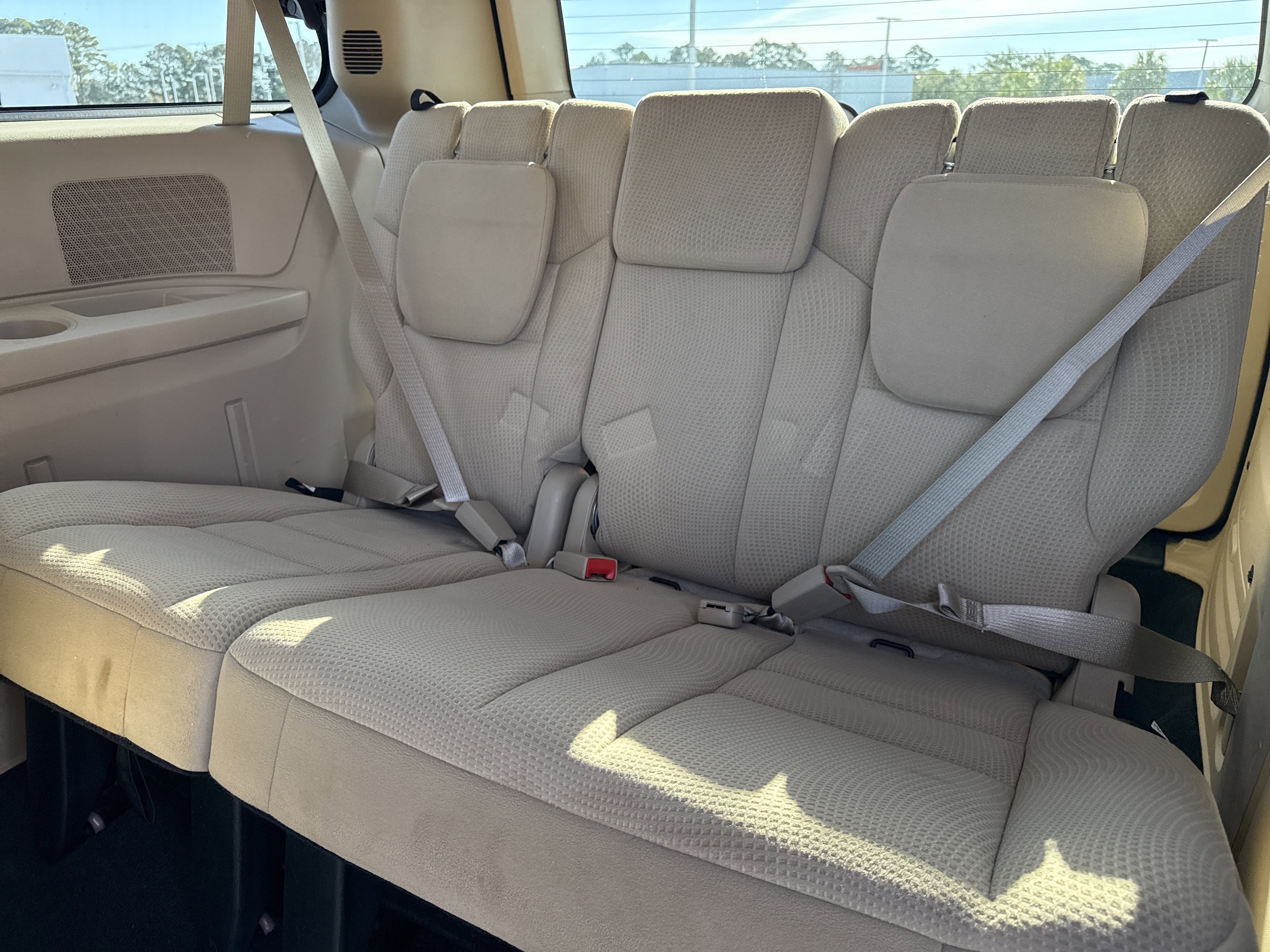 Used 2015 Dodge Grand Caravan SE w/ Quick Order Package 29E SE image 28