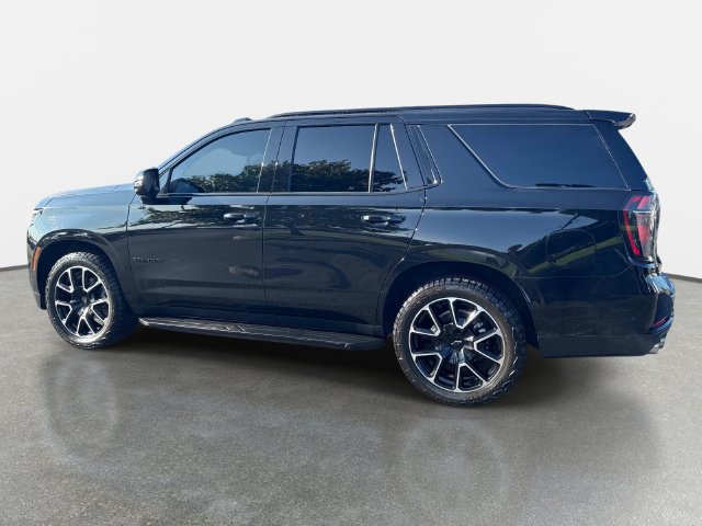 Used 2025 Chevrolet Tahoe RST w/ RST Capability Package AWD/4WD image 3