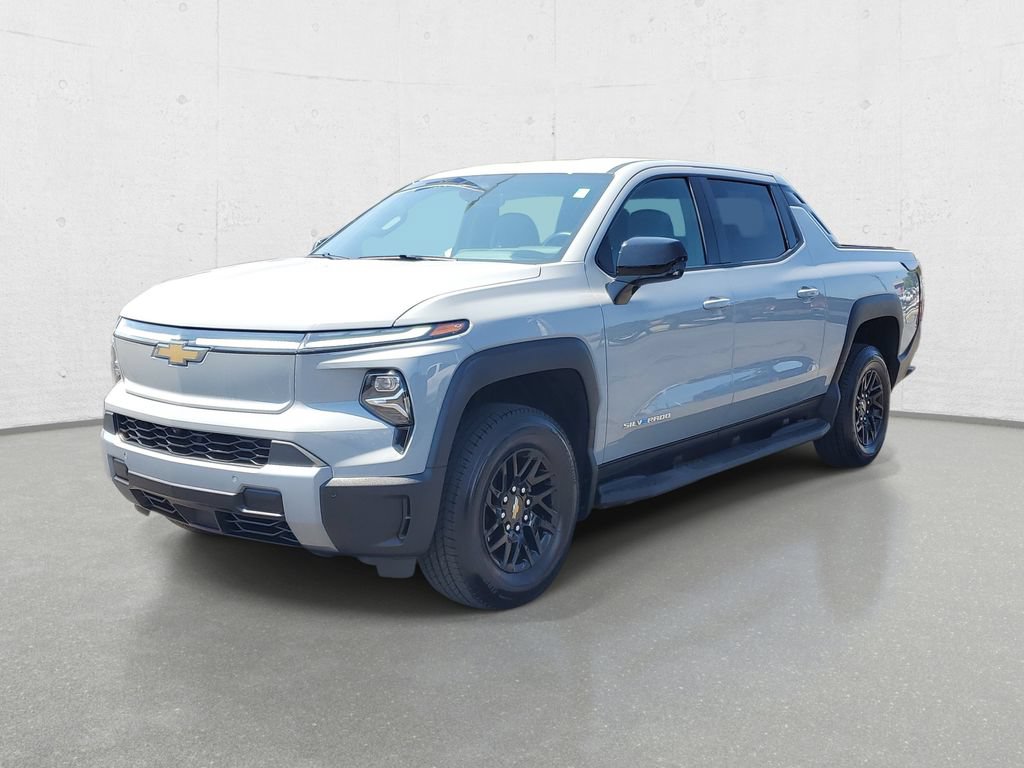 Used 2026 Chevrolet Silverado EV LT AWD/4WD image 4