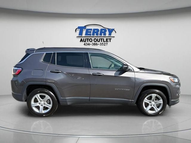 Used 2024 Jeep Compass Latitude