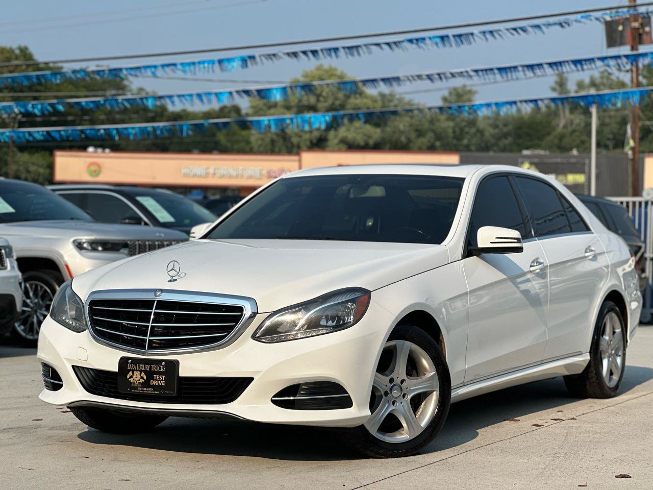 Used 2014 Mercedes-Benz E 350 4MATIC Sedan w/ Premium 1 Package image 3