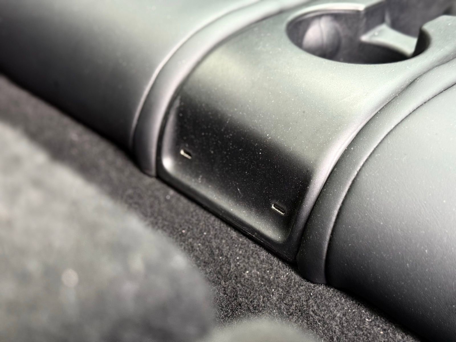 Used 2022 Tesla Model Y Long Range image 26