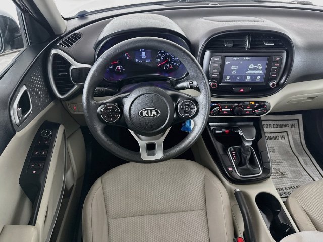 Used 2020 Kia Soul LX FWD image 25