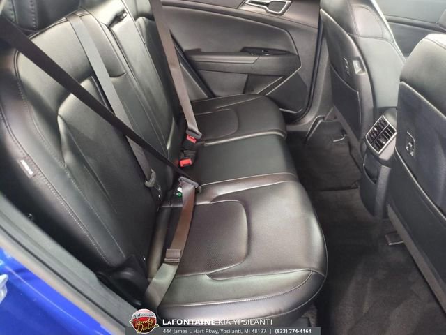 Certified 2025 Kia Sportage EX image 29