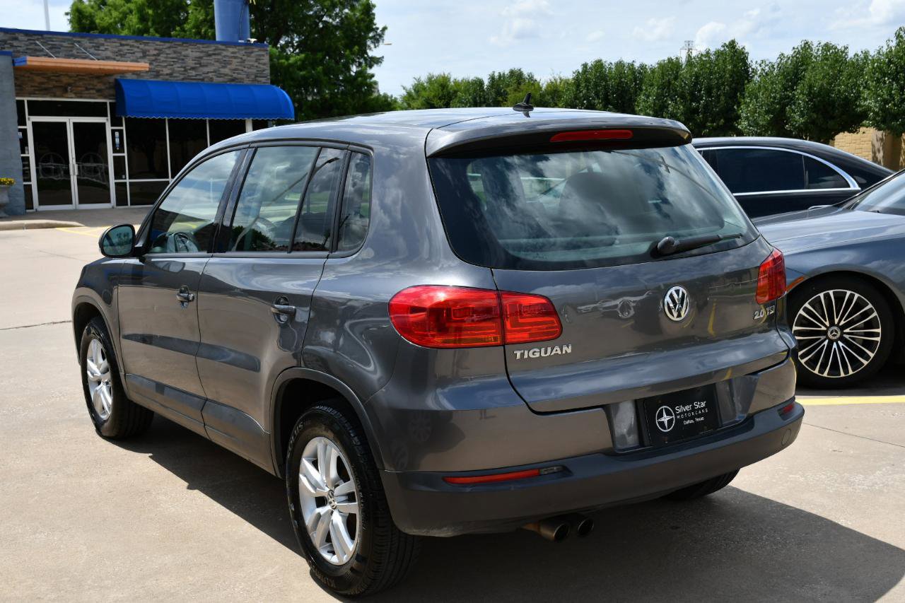 Used 2014 Volkswagen Tiguan S FWD image 4