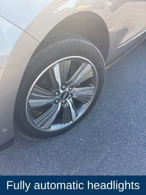 Used 2019 Lincoln Navigator L Reserve AWD/4WD image 25