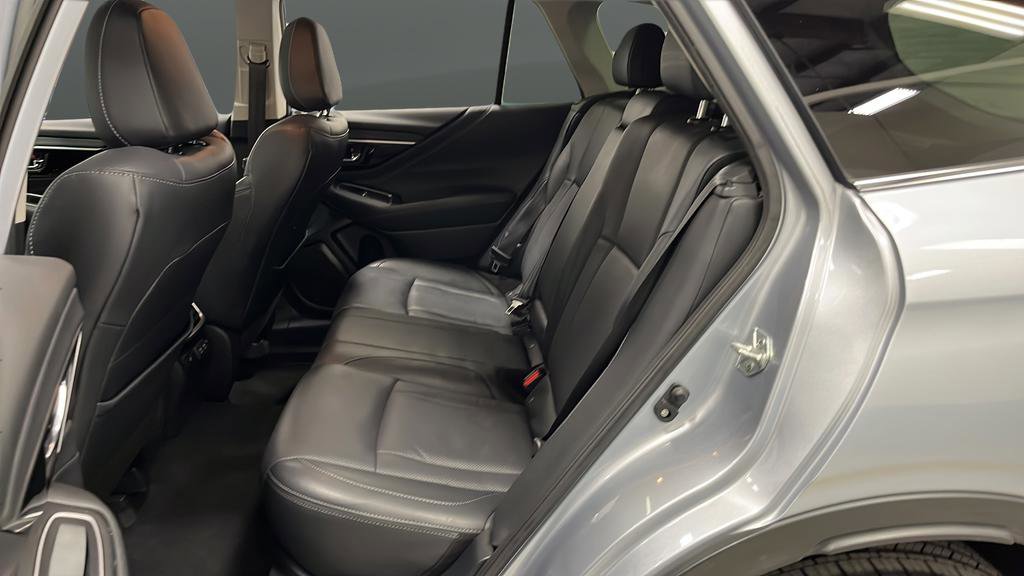 Used 2022 Subaru Outback Limited image 24