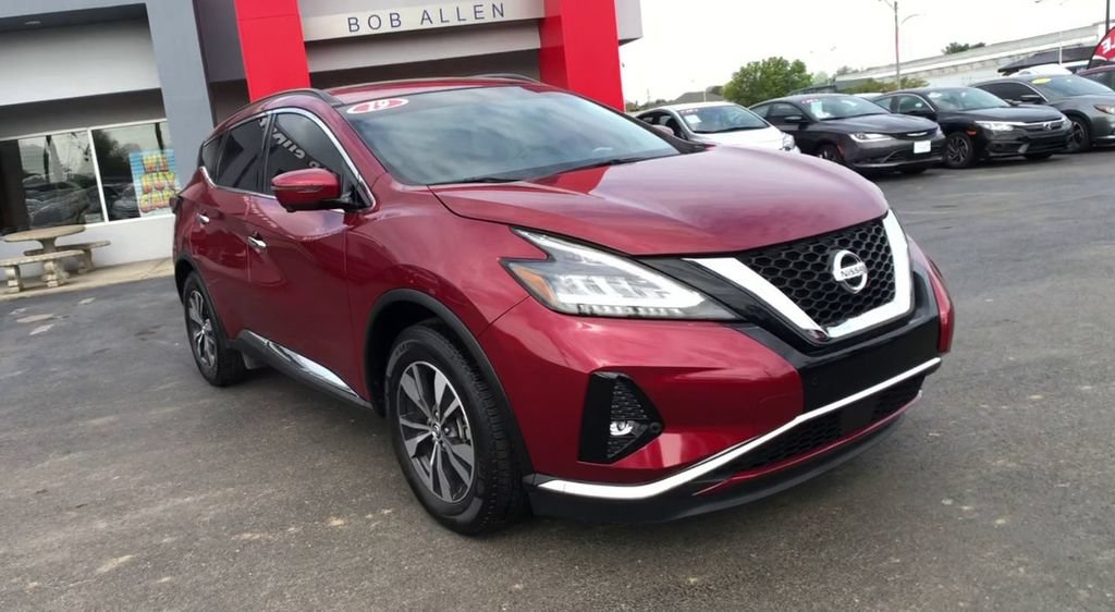 Used 2019 Nissan Murano SV w/ Premium Package AWD/4WD image 2