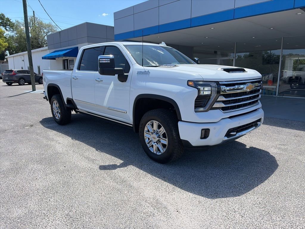 New 2026 Chevrolet Silverado 3500 High Country w/ High Country Premium Package AWD/4WD image 2