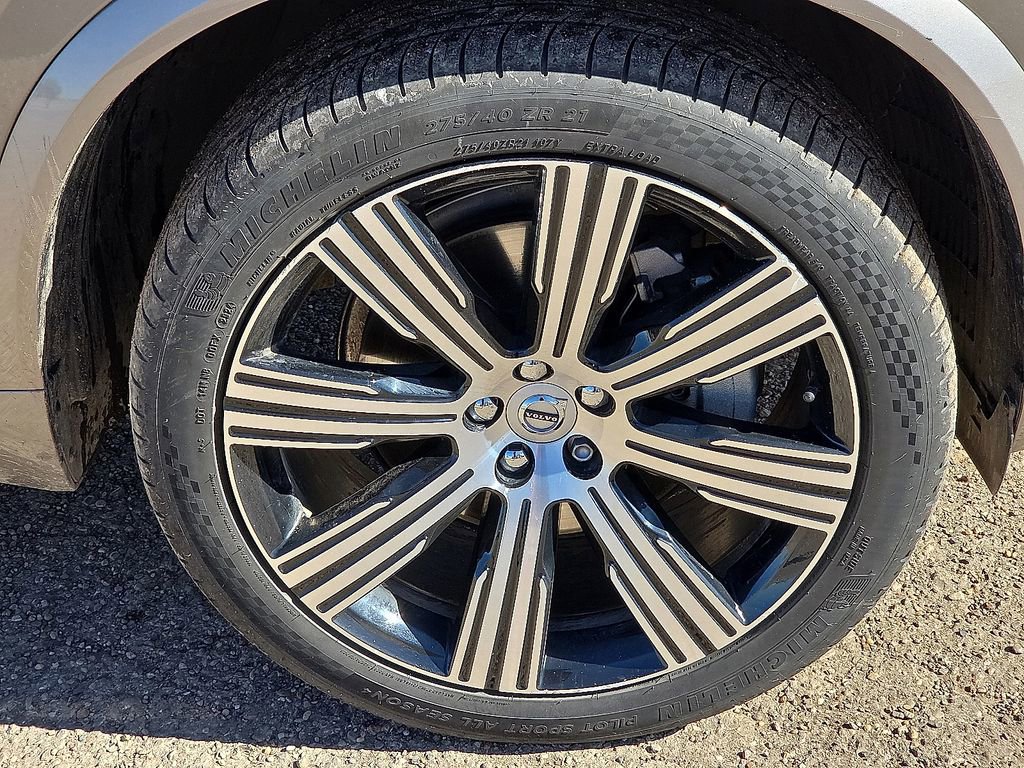 Used 2022 Volvo XC90 T6 Inscription w/ Advanced Package image 12