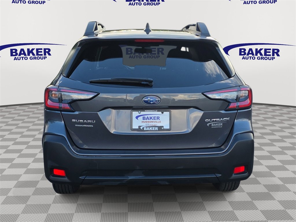 Used 2023 Subaru Outback Premium image 6