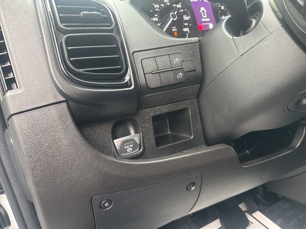 Used 2024 RAM ProMaster 2500 FWD image 14
