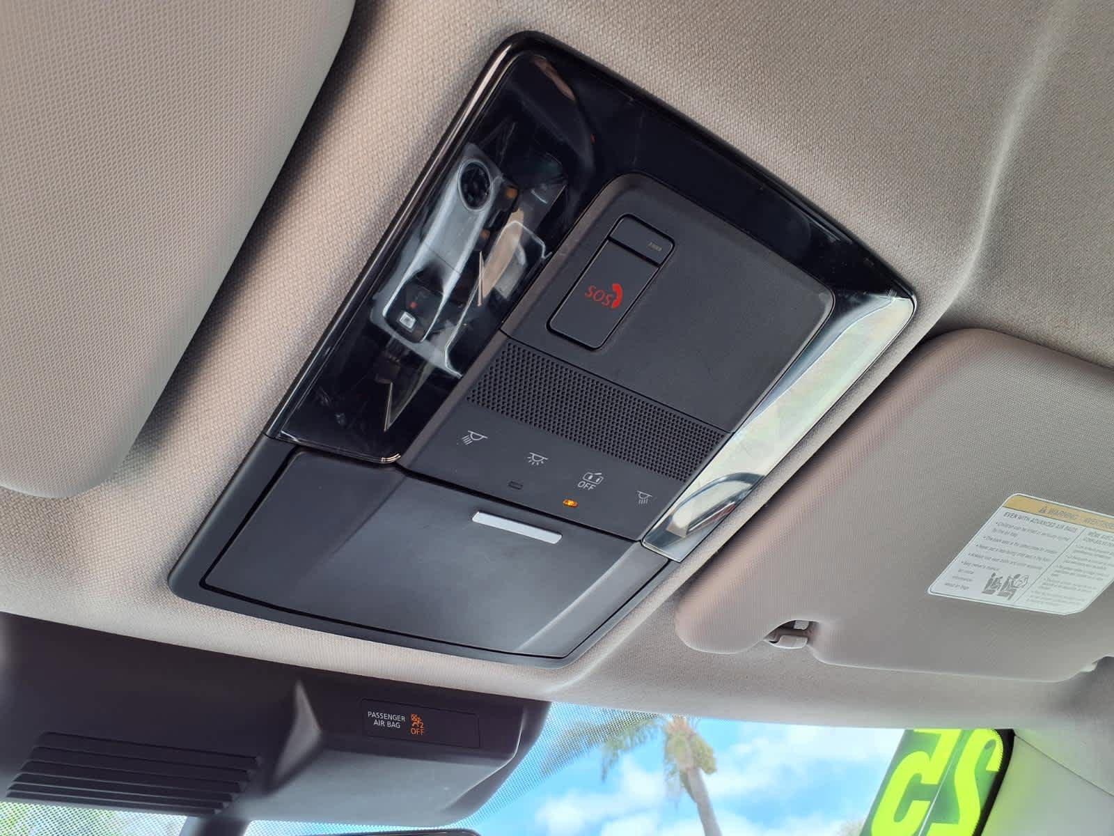 Used 2025 Mitsubishi Outlander AWD image 31