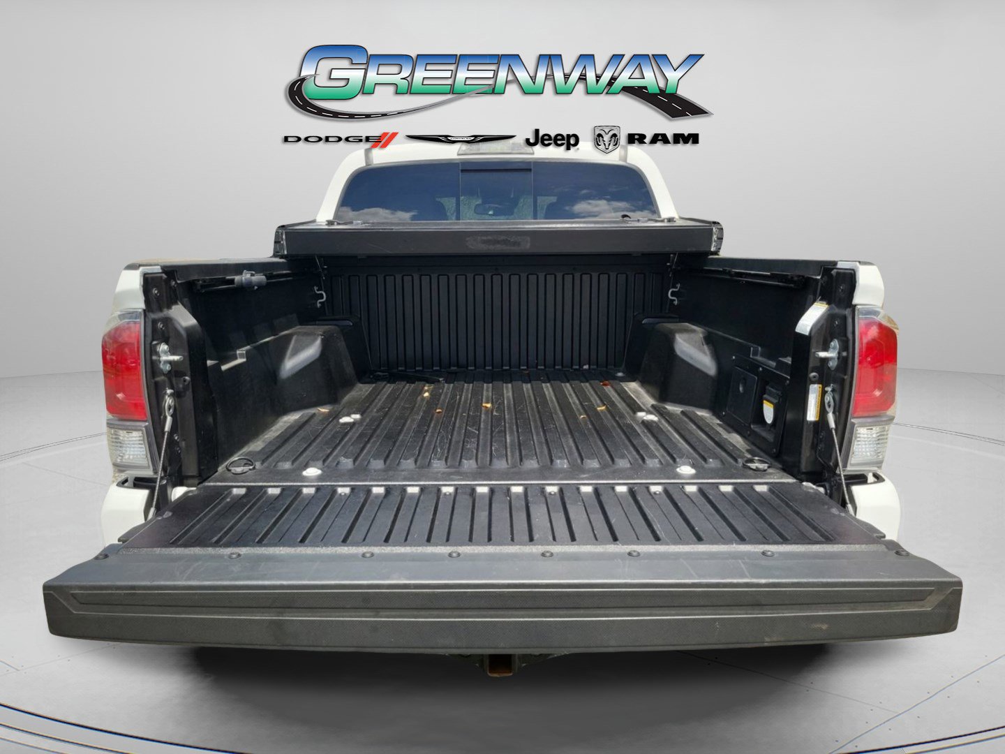Used 2023 Toyota Tacoma TRD Sport image 8