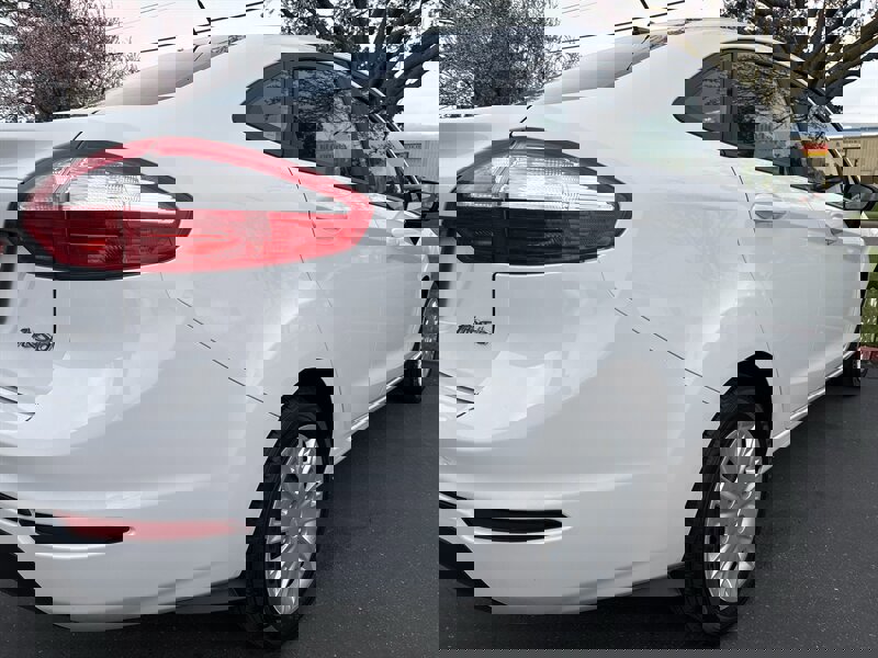 Used 2017 Ford Fiesta S image 12