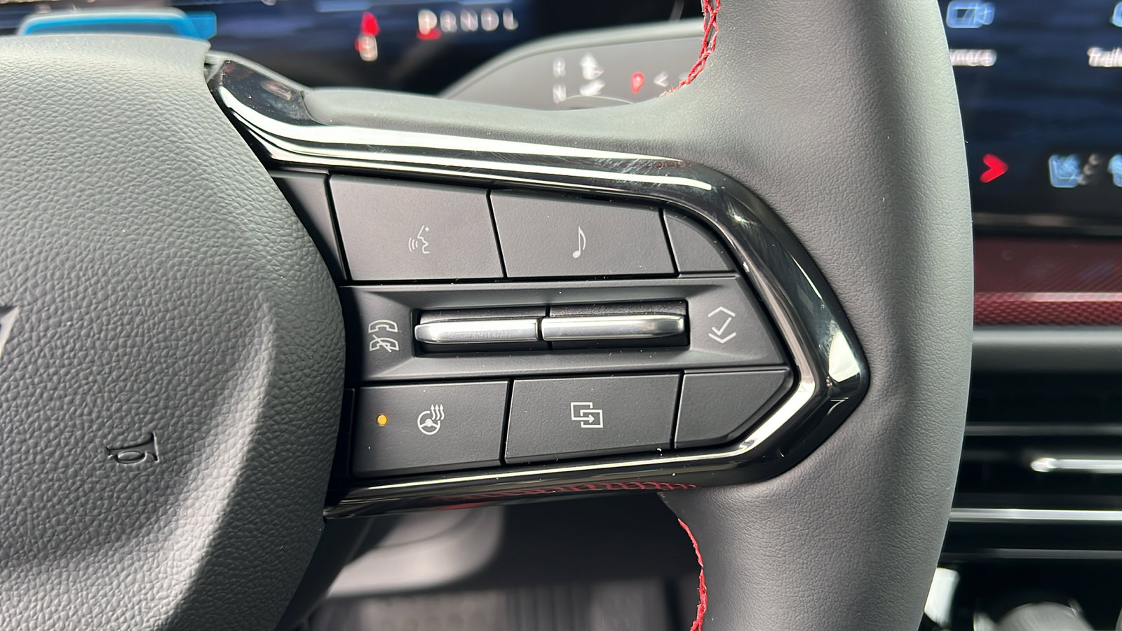 New 2026 Chevrolet Traverse RS w/ LPO, Floor Liner Package image 31